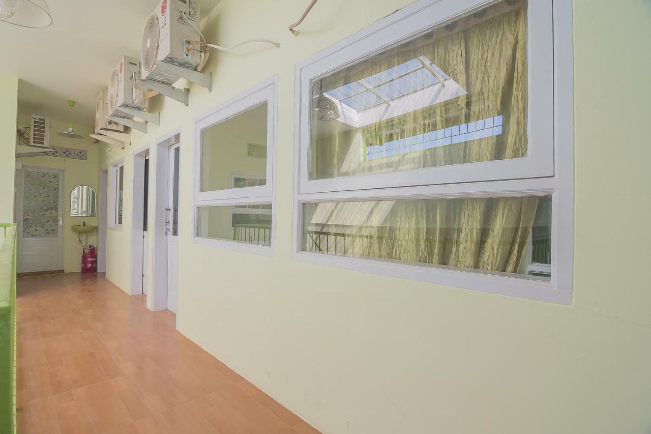 Reddoorz Syariah Near Museum Wisma Karya Subang Extérieur photo
